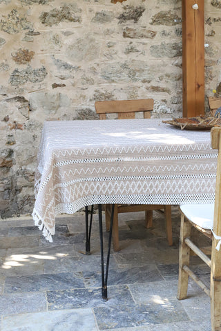 Tischdecke aus Baumwollstrickspitze mit buntem Muster