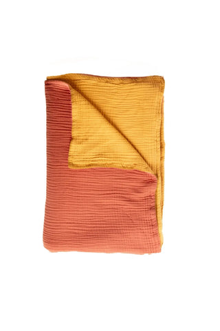 Coral Mustard reversible double-sided 8-layer muslin bedspread folded flat lay. Handwoven Denizli, OEKO-TEX. Vivamaison.