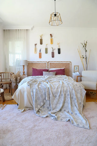 Ethnic Anthracite handwoven 3-layer patterned muslin Turkish cotton bedspread front full. Woven patterns, Denizli, OEKO-TEX. 
