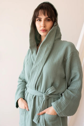 Sage Green handwoven 4-layer muslin hooded Turkish cotton bathrobe hood close up. Denizli, OEKO-TEX. Vivamaison.