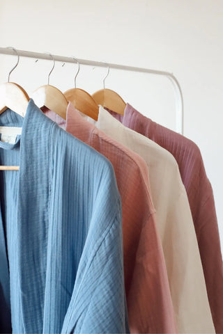 4-layer muslin kimono bathrobe cool tones color collection display. Handwoven Turkish cotton Denizli. Vivamaison.