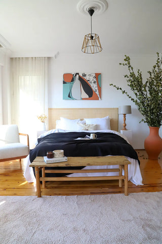 Black handwoven 4-layer muslin Turkish cotton bedspread draped bed. Long-staple Denizli, OEKO-TEX. Vivamaison.