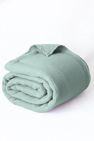 Sage Green handwoven 4-layer muslin Turkish cotton bedspread front full. Long-staple Denizli, OEKO-TEX. Vivamaison.