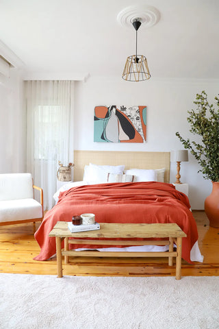 Tile handwoven 4-layer muslin Turkish cotton bedspread lifestyle. Long-staple Denizli, OEKO-TEX. Vivamaison.