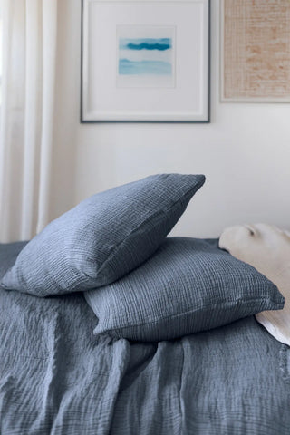 Indigo Blue handwoven 4-layer soft muslin fringed bedspread front full. Tasseled edges, Denizli, OEKO-TEX. Vivamaison.