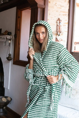 Green white chickpea bathrobe hood up side view. Handwoven Turkish cotton Denizli, OEKO-TEX. Vivamaison.