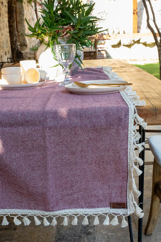 Plum handwoven Turkish cotton tassel table runner tassel detail. Hand-tied tassels Denizli, OEKO-TEX. Vivamaison.