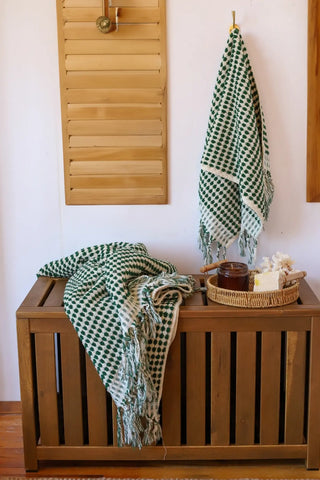 Green White handwoven Turkish cotton pom pom woven towel set lifestyle. Tasseled fringe Denizli, OEKO-TEX. Vivamaison.