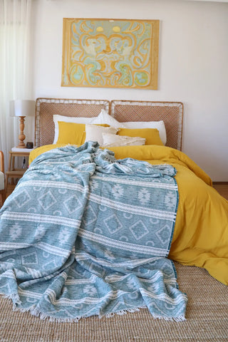 Mustard handwoven soft muslin Turkish cotton plain duvet cover pillow pair. Long-staple Denizli, OEKO-TEX. Vivamaison.