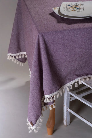 Plum handwoven solid color Turkish cotton tassel tablecloth lifestyle. Tasseled edges Denizli, OEKO-TEX. Vivamaison.