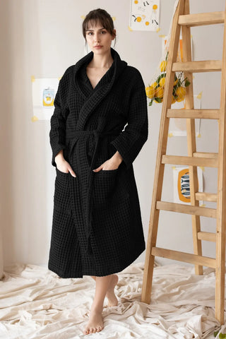 Handwoven waffle hooded bathrobe in black, front full view. Turkish cotton from Denizli, OEKO-TEX. Vivamaison.
