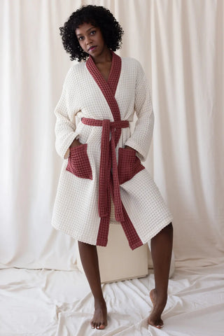 White Burgundy handwoven waffle two-tone kimono bathrobe front full. Handwoven Denizli, OEKO-TEX. Vivamaison.