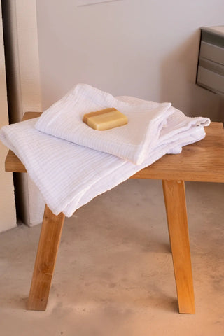 White muslin face and hand towel, lightweight 4-layer Turkish cotton handwoven by VivaMaison in Denizli
