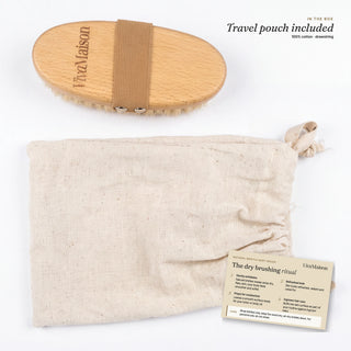 Dry body brush set flat lay with the cotton pouch and the care card - VivaMaison